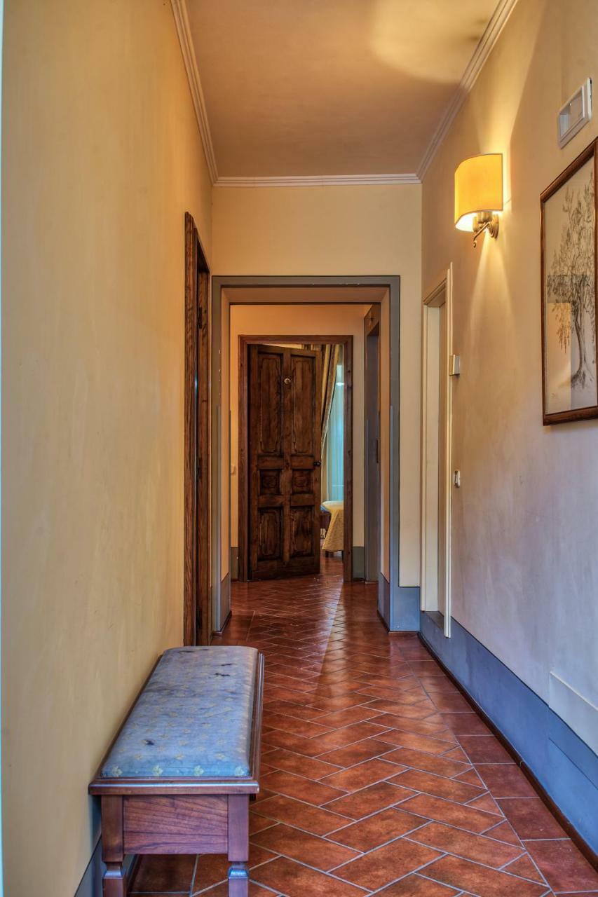 Hotel Logge Dei Mercanti Monte San Savino Exterior photo