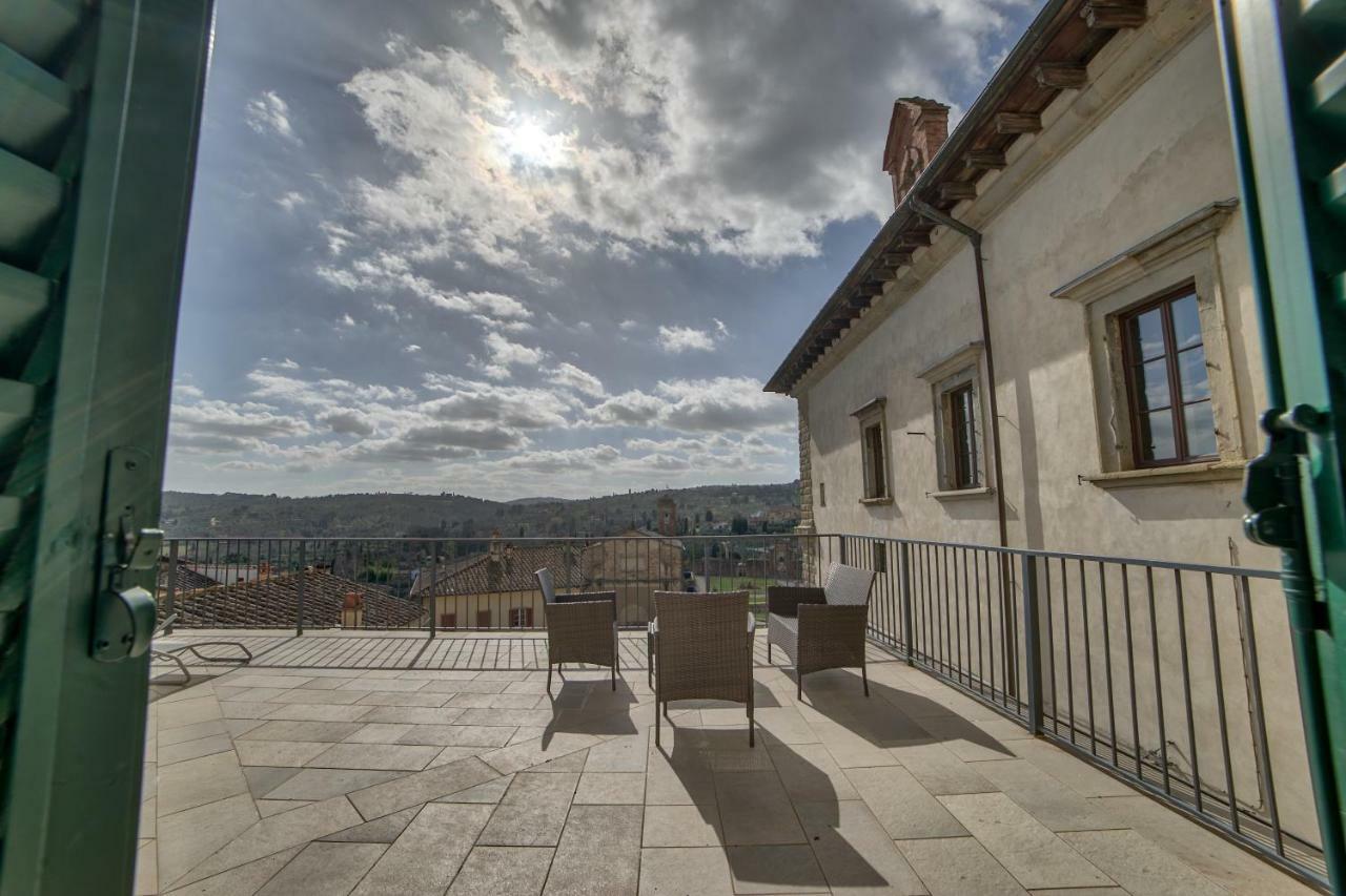 Hotel Logge Dei Mercanti Monte San Savino Exterior photo